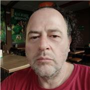 Insegnante di Italiano per stranieri. Laureato con esperienza di lavoro all’estero